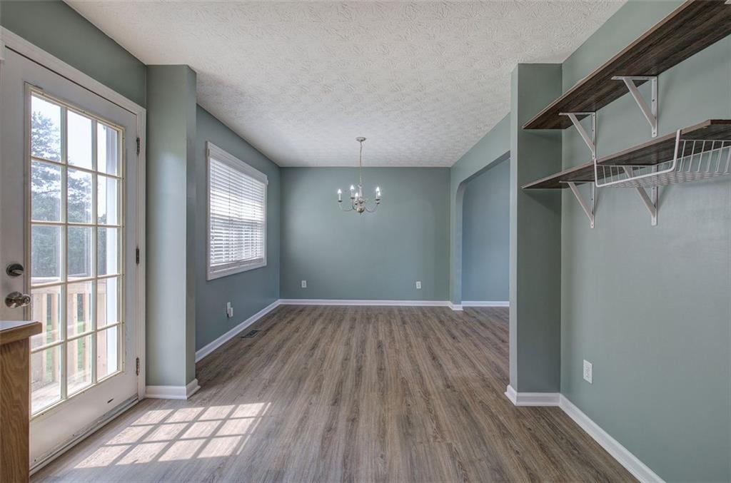 18 HOPKINS FARM Drive