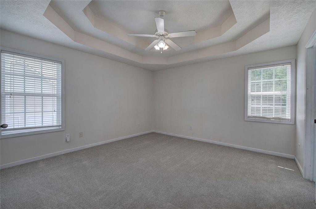 18 HOPKINS FARM Drive