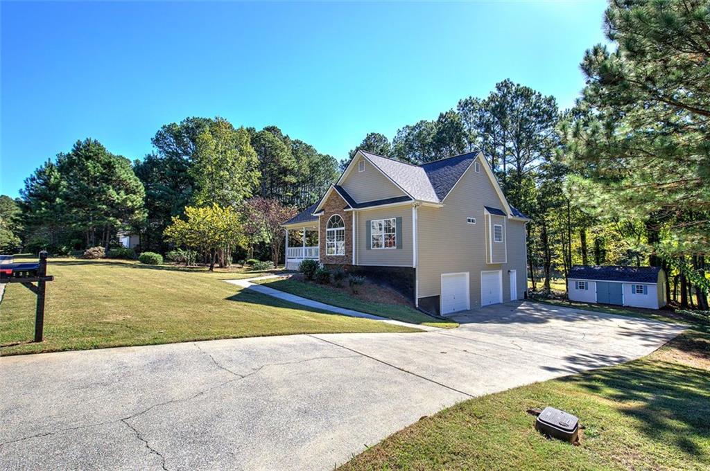 135 GREATWOOD Drive