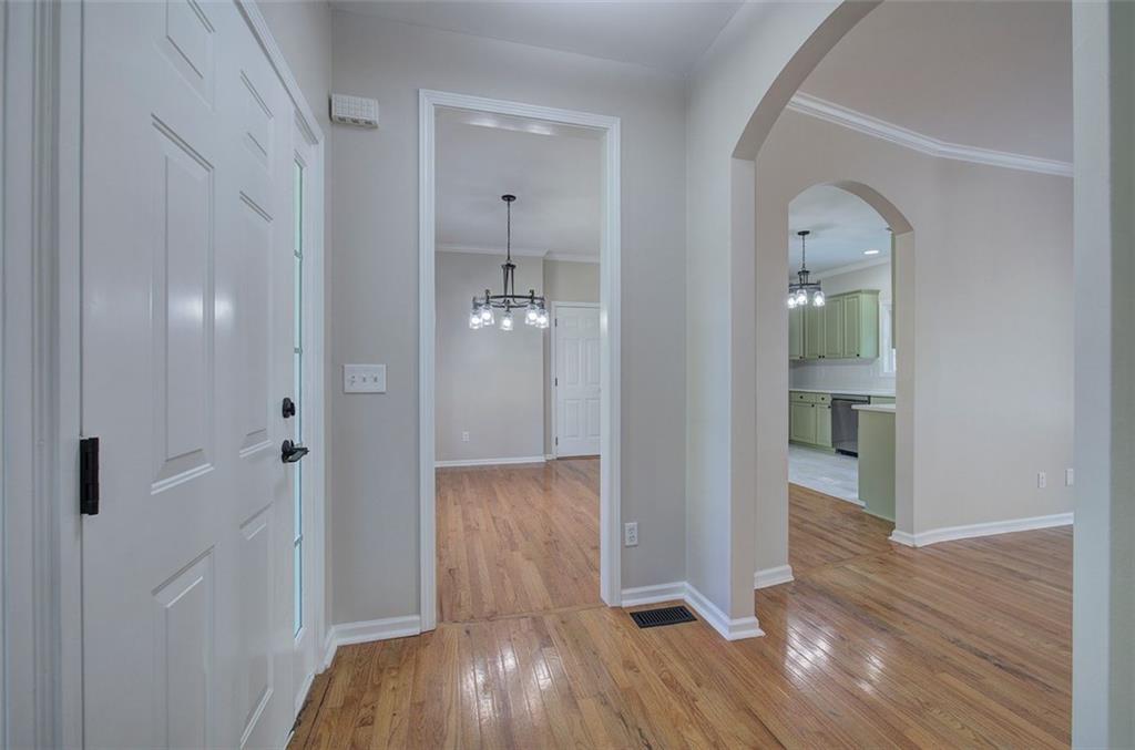 135 GREATWOOD Drive
