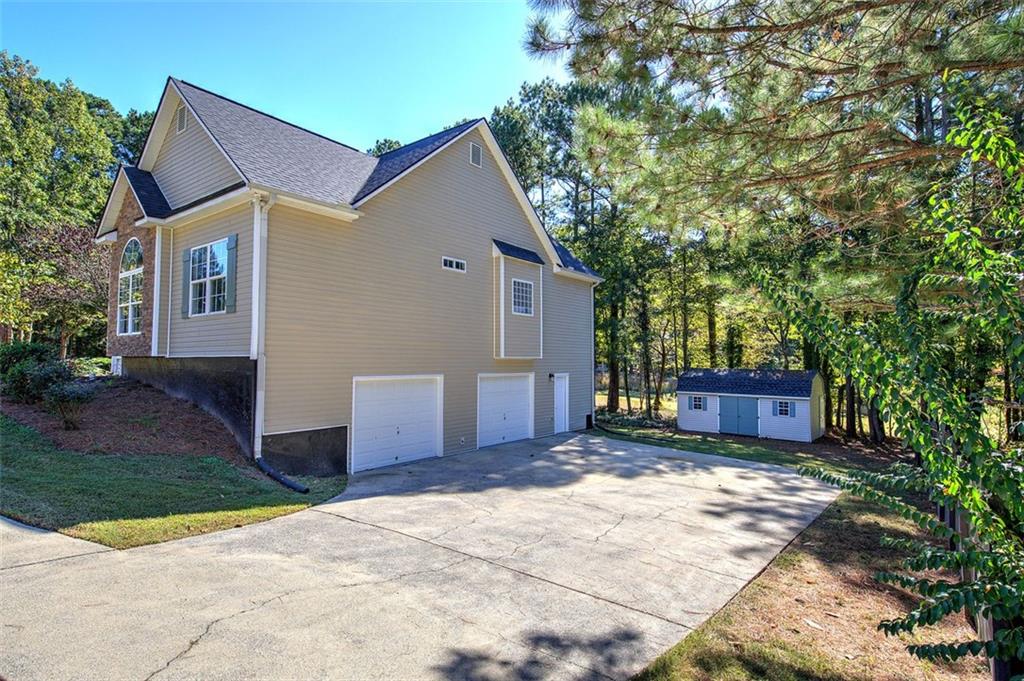 135 GREATWOOD Drive