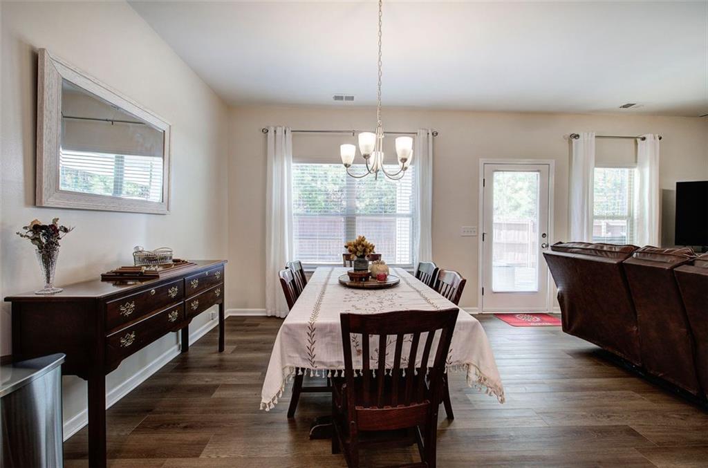 31 BENTLEY Lane SW