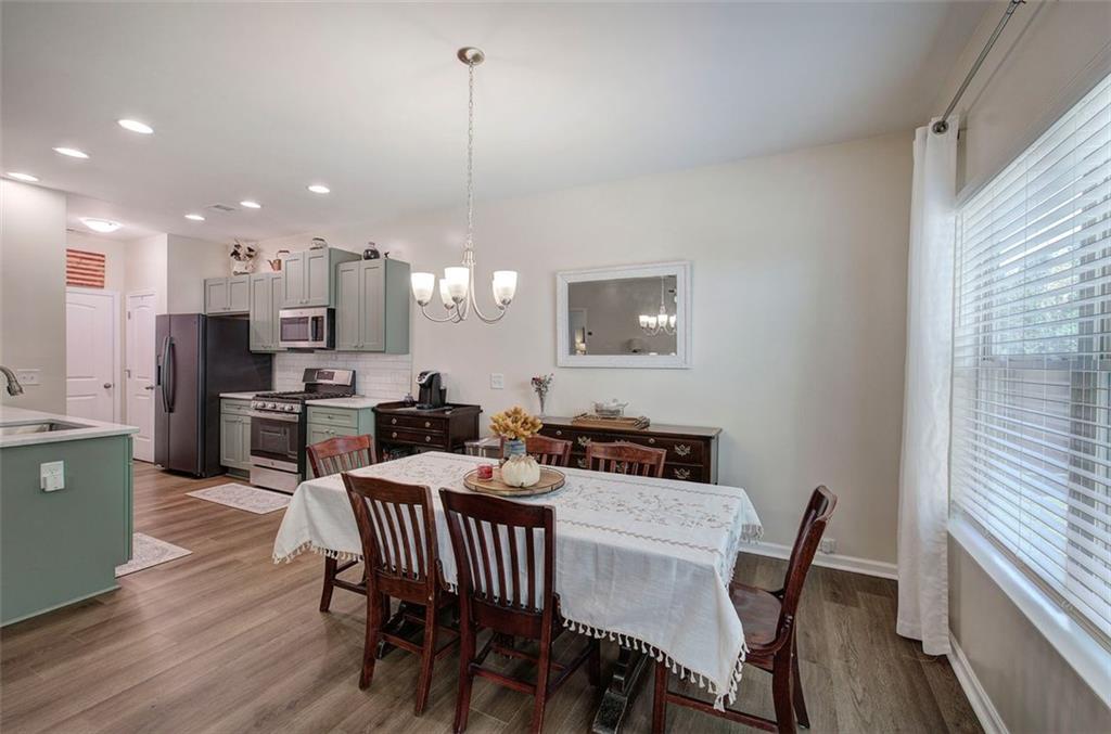 31 BENTLEY Lane SW