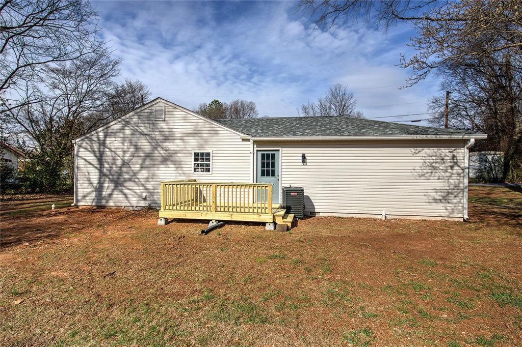 30 Grove Circle