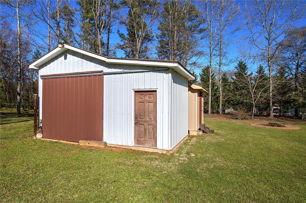 12 Wooddale Drive SW