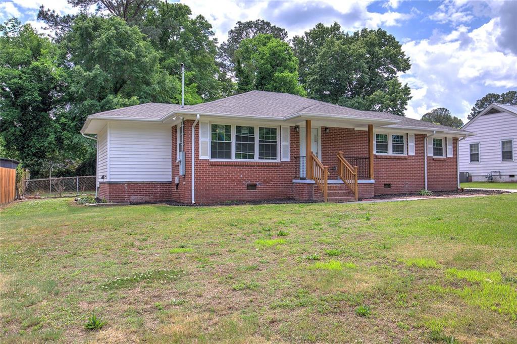 4 Echota Circle SW