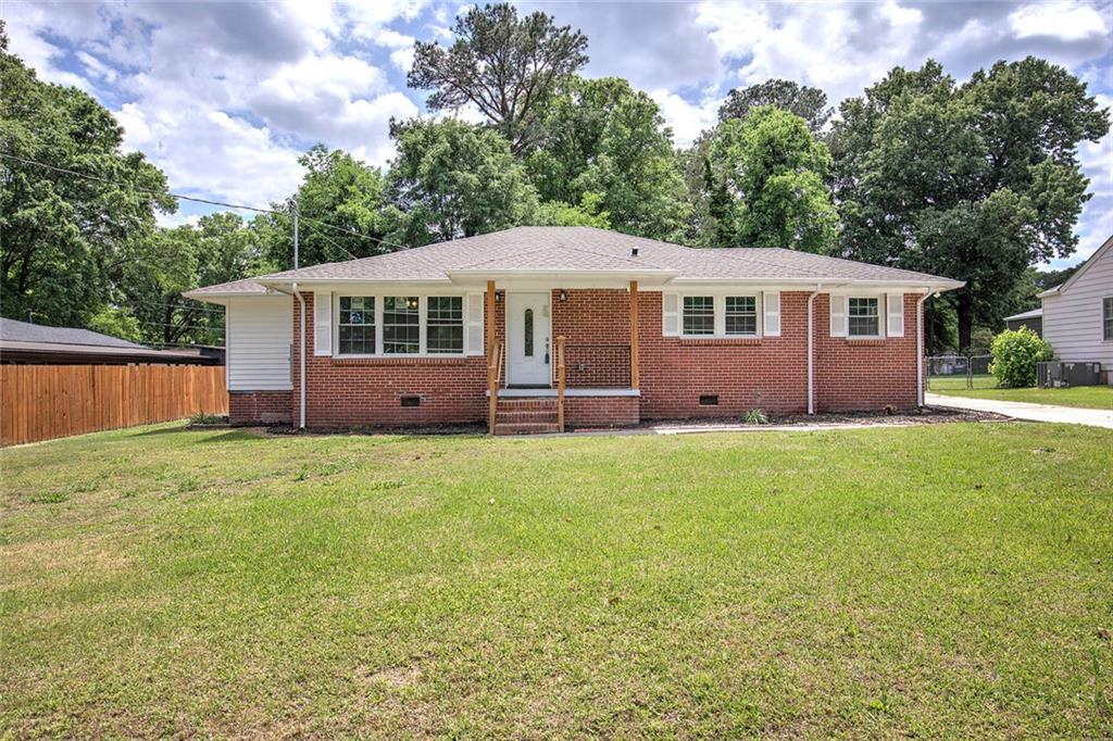 4 Echota Circle SW