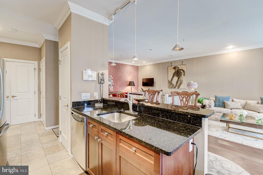 343 CEDAR ST NW #312