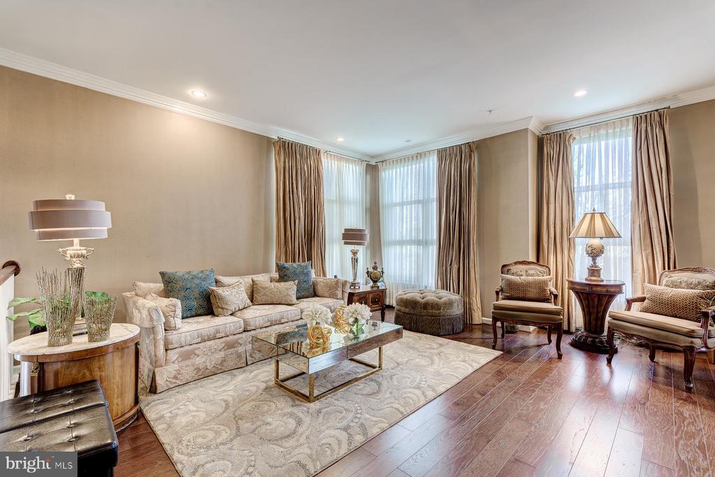 343 CEDAR ST NW #312