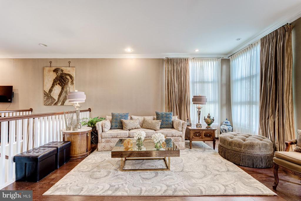 343 CEDAR ST NW #312