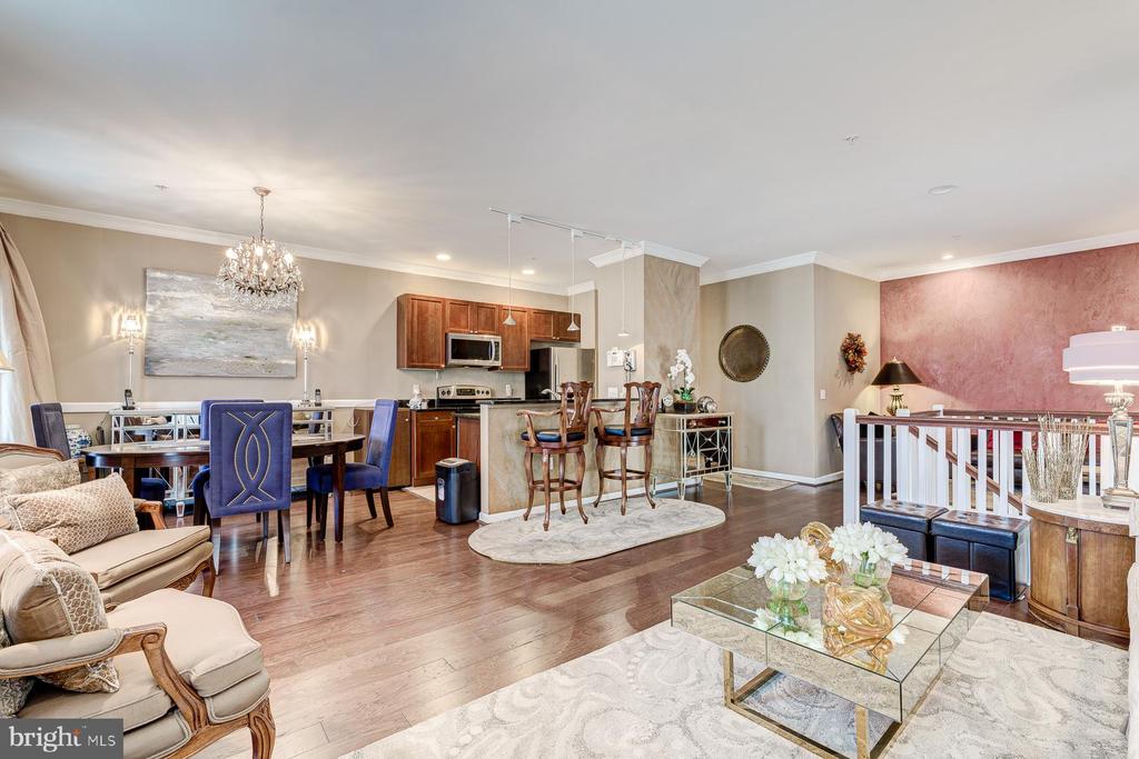343 CEDAR ST NW #312