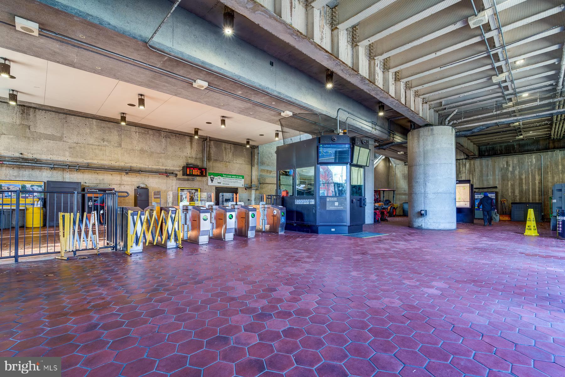 343 CEDAR ST NW #312