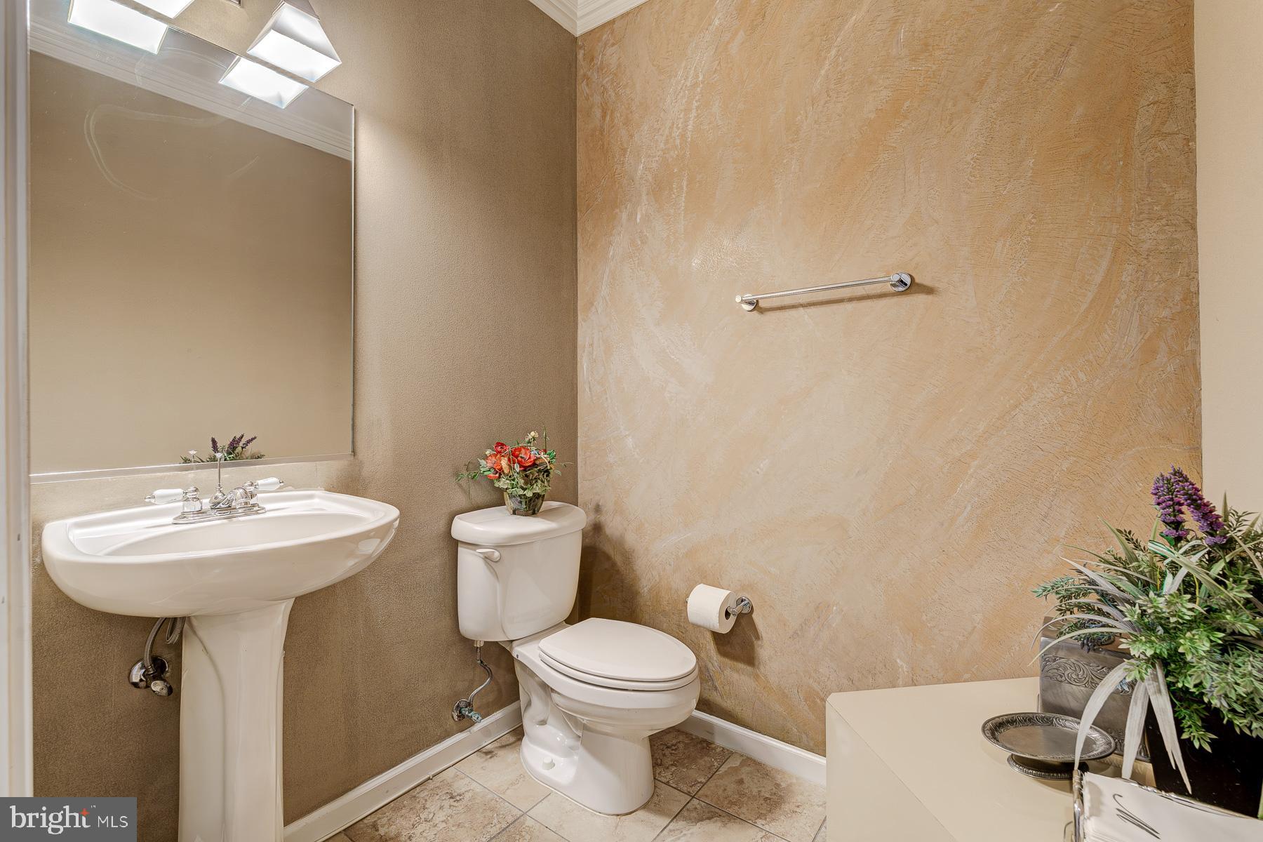 343 CEDAR ST NW #312