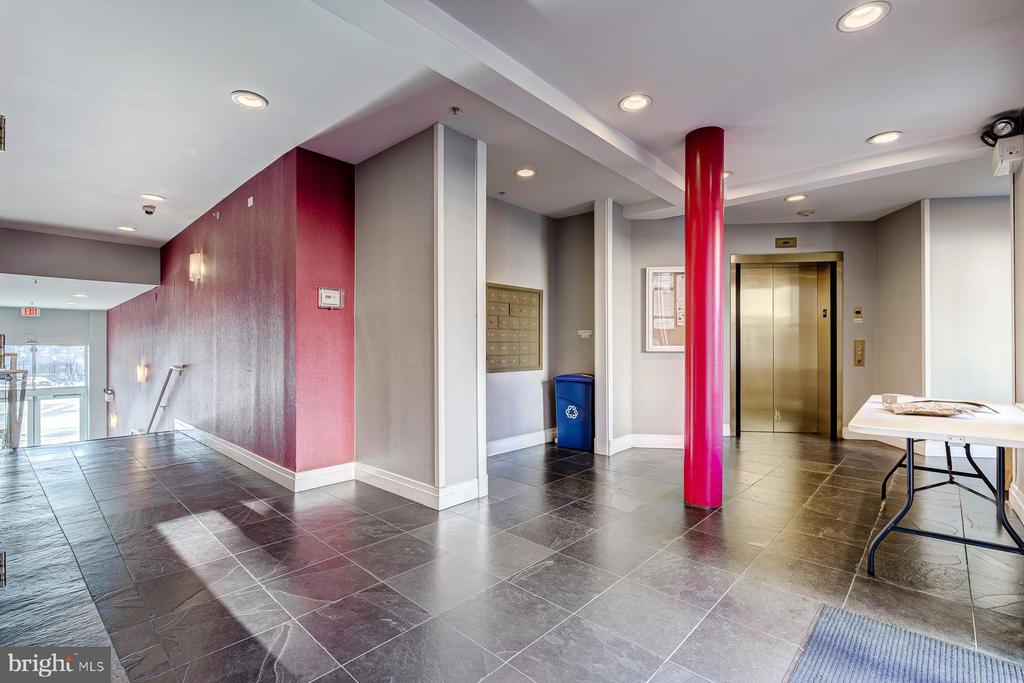 343 CEDAR ST NW #312