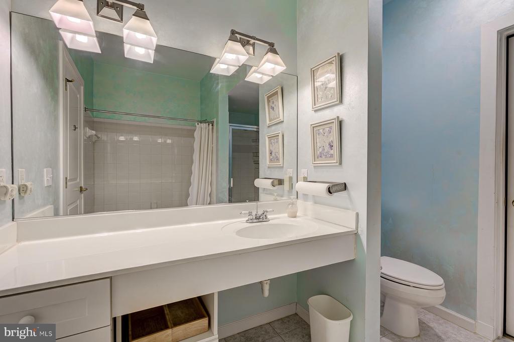 343 CEDAR ST NW #312