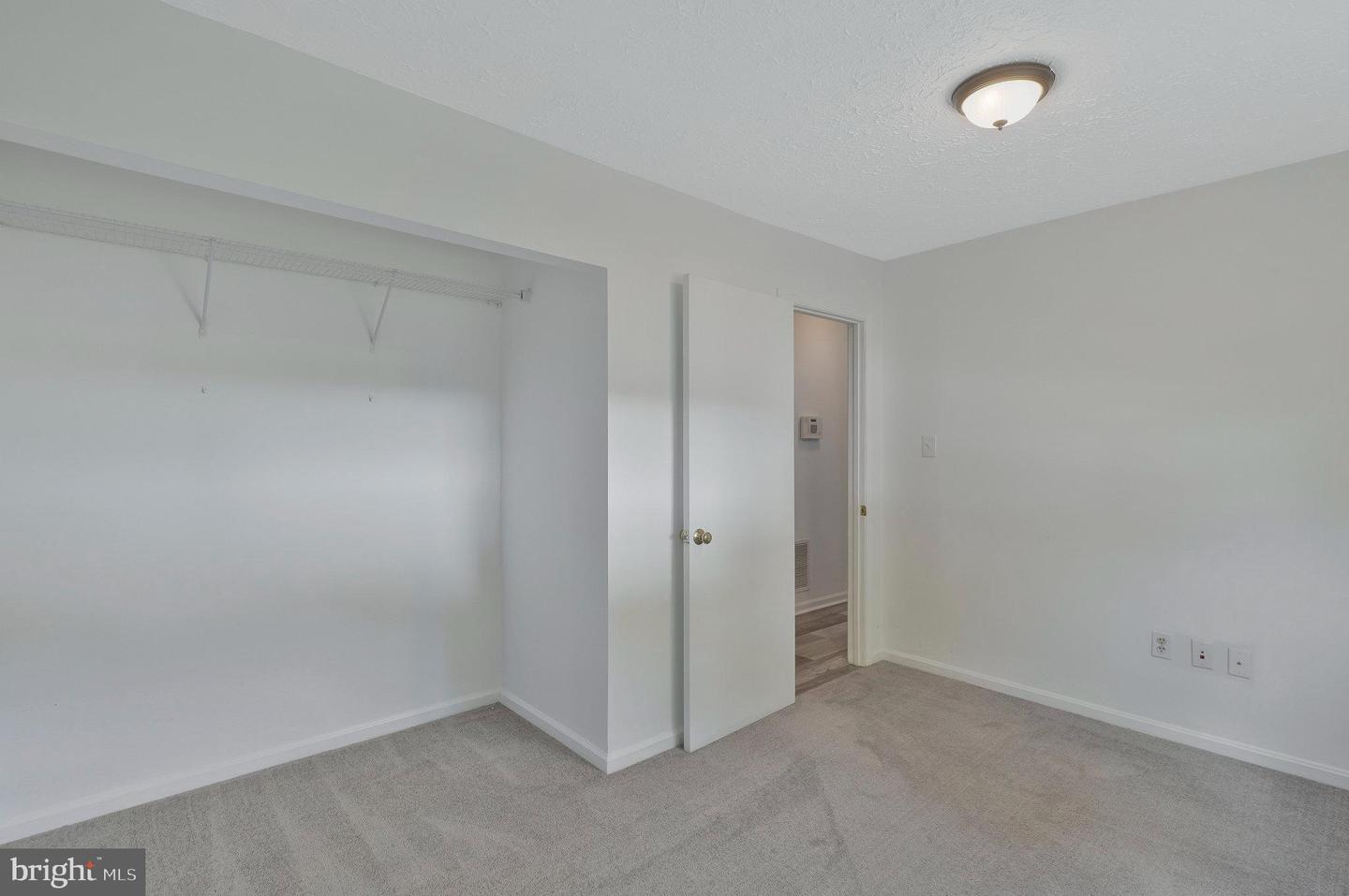 2289 Vine Hill Ct
