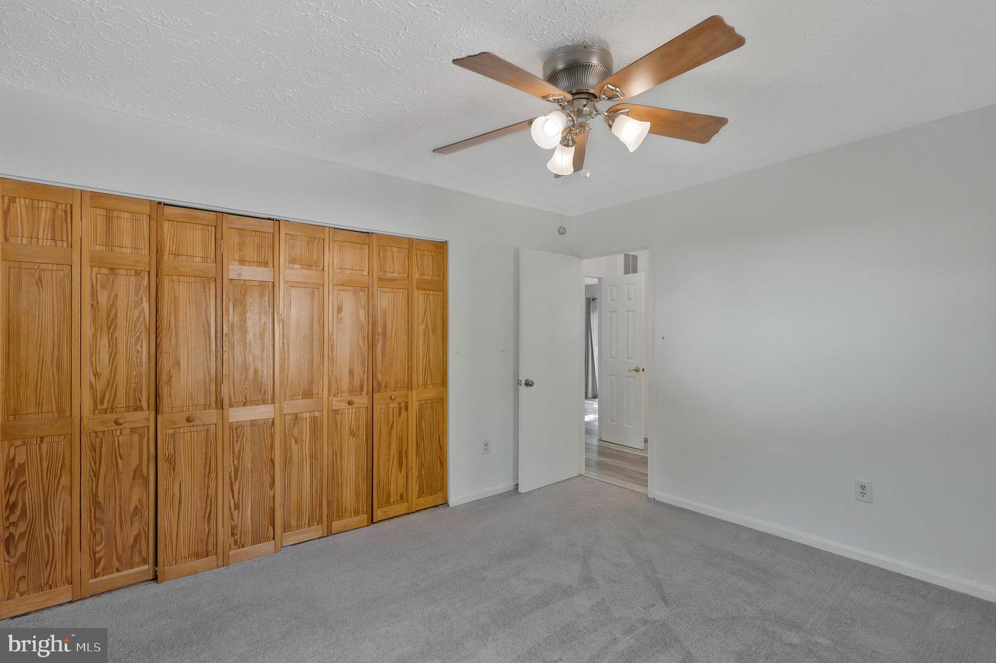 2289 Vine Hill Ct