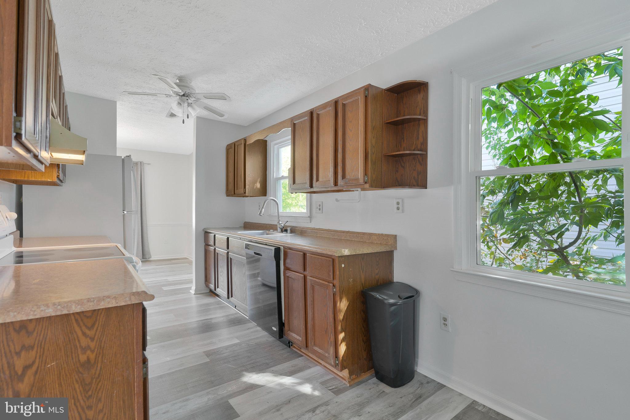 2289 Vine Hill Ct