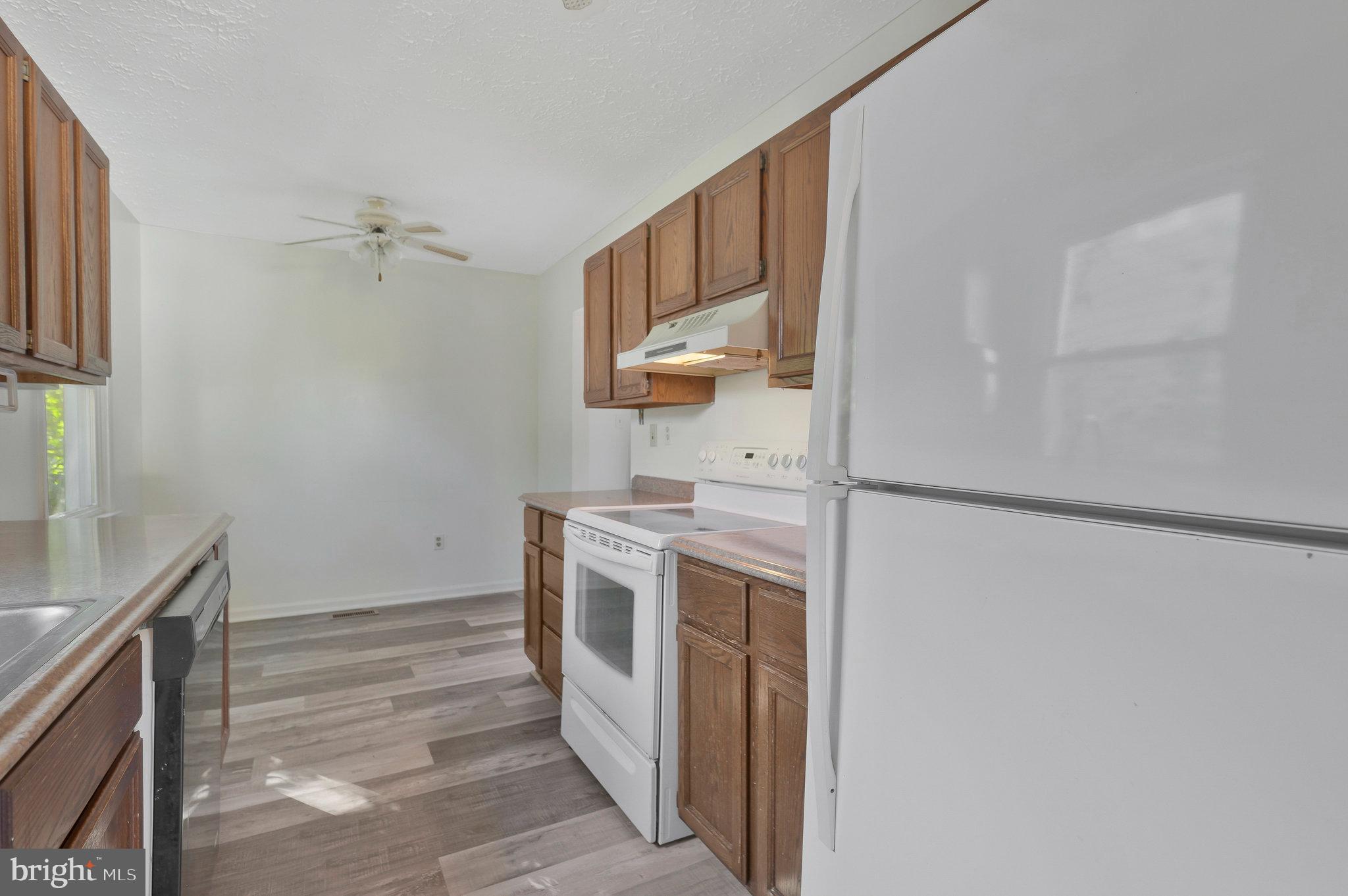 2289 Vine Hill Ct