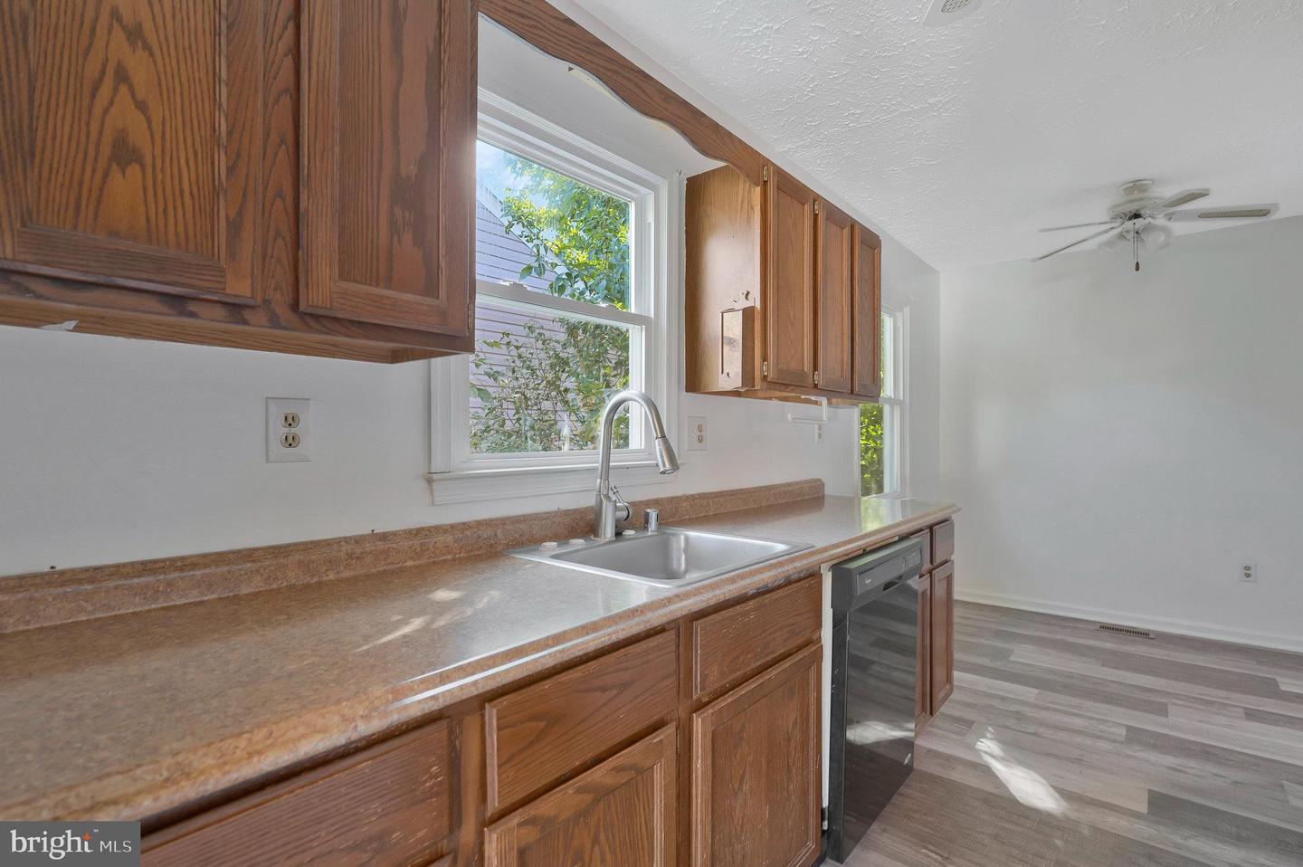 2289 Vine Hill Ct
