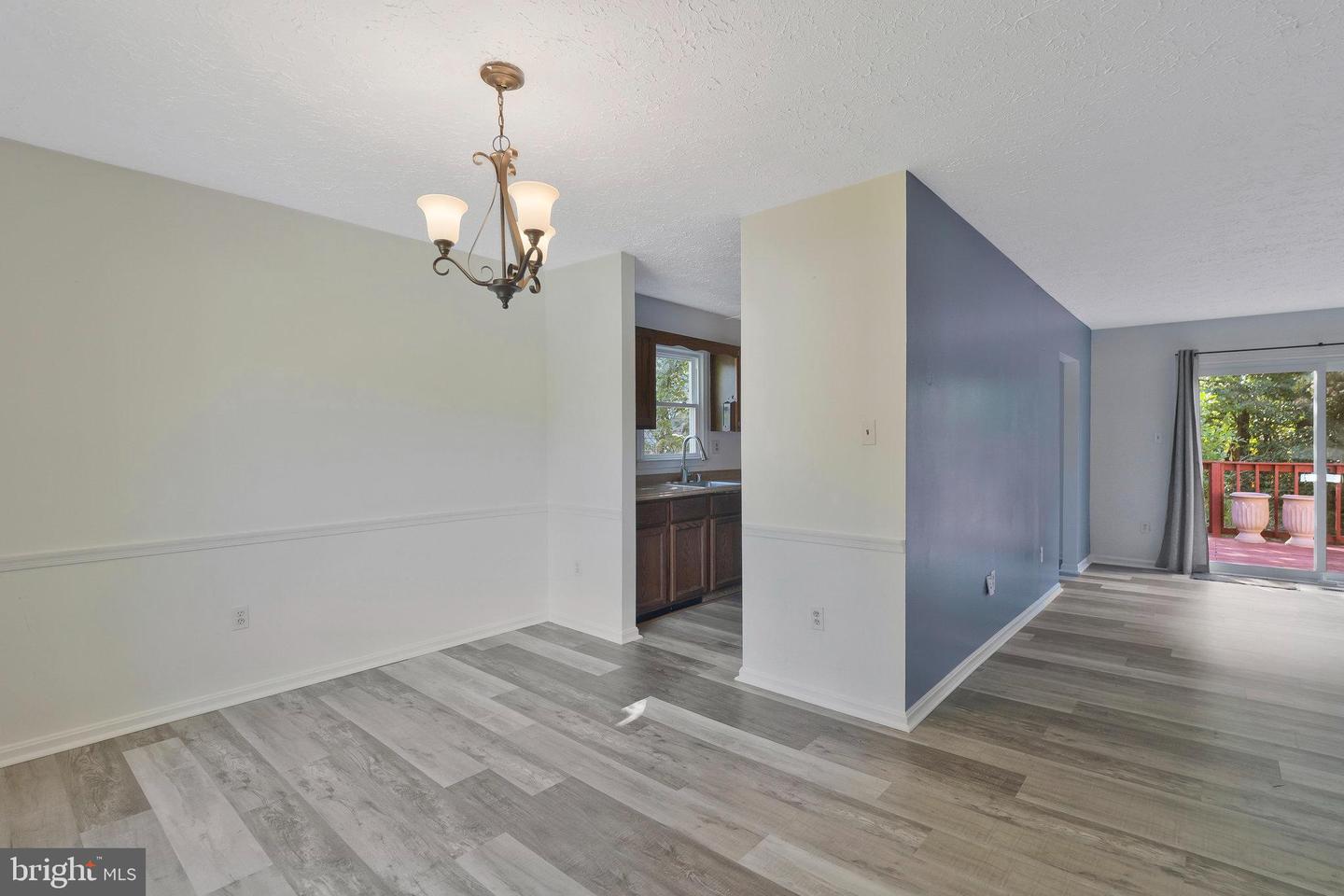 2289 Vine Hill Ct