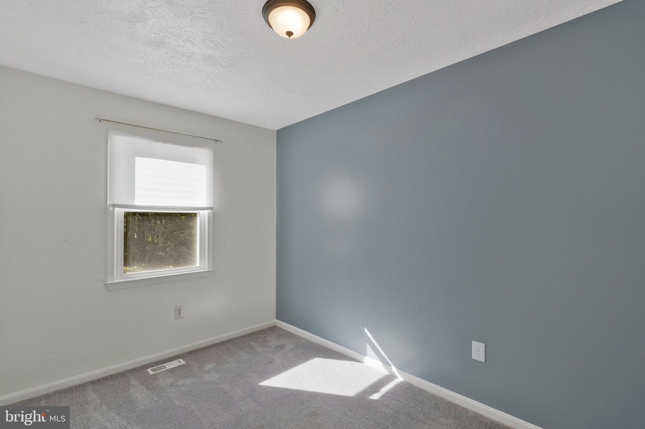 2289 Vine Hill Ct