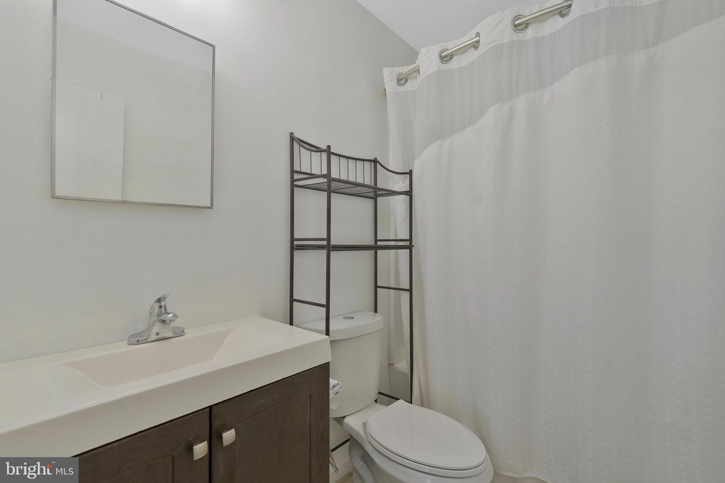 2289 Vine Hill Ct