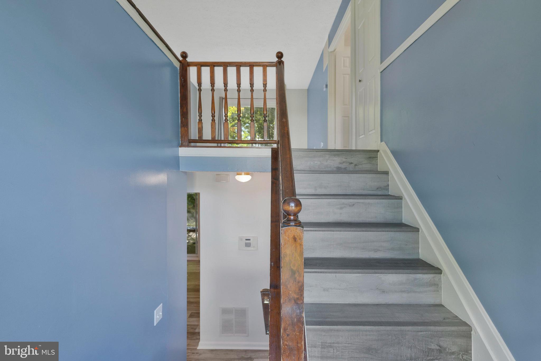 2289 Vine Hill Ct