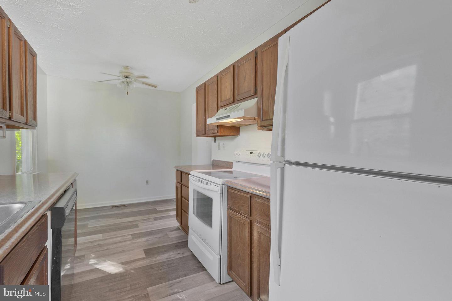 2289 Vine Hill Ct