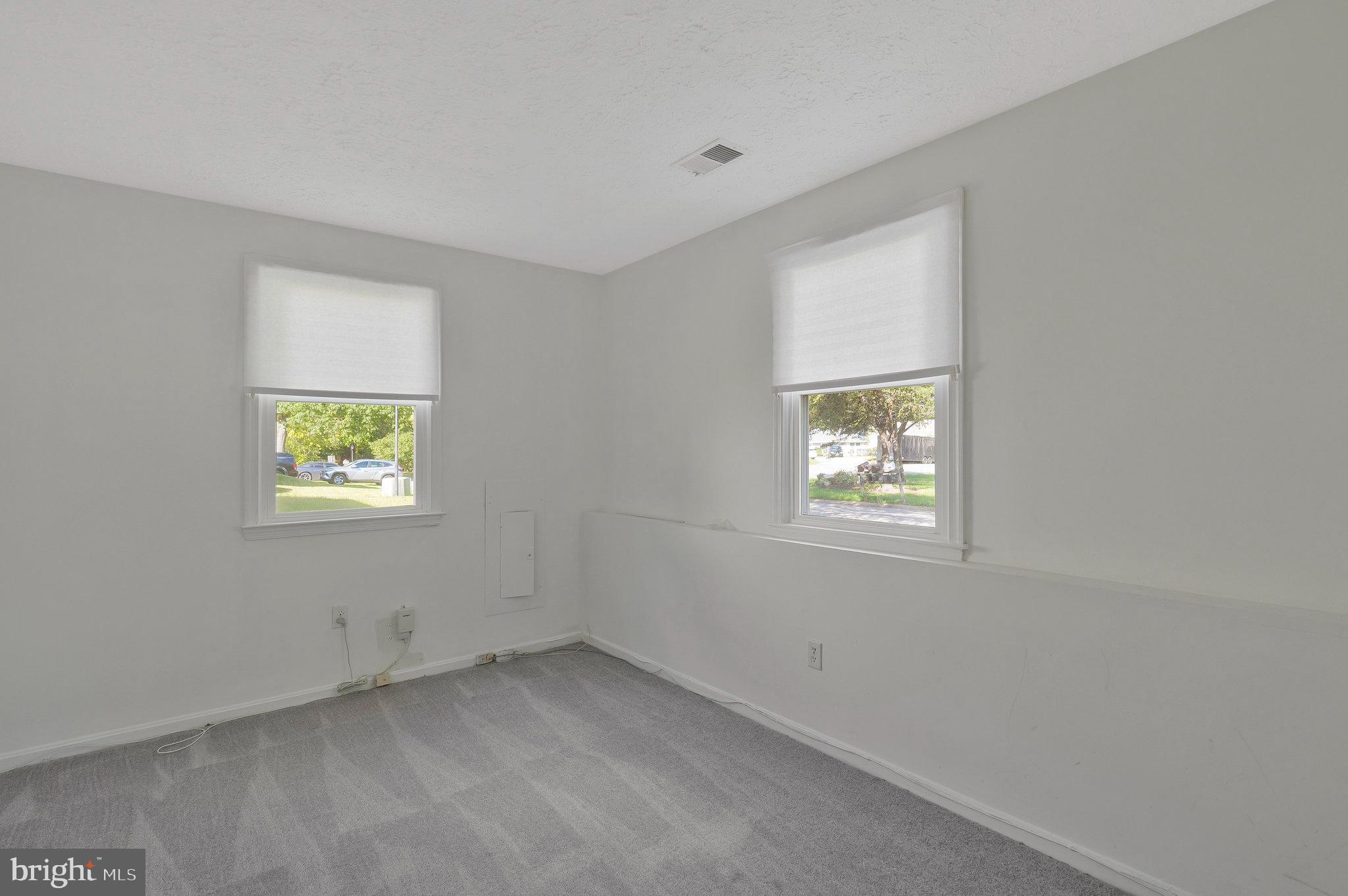 2289 Vine Hill Ct