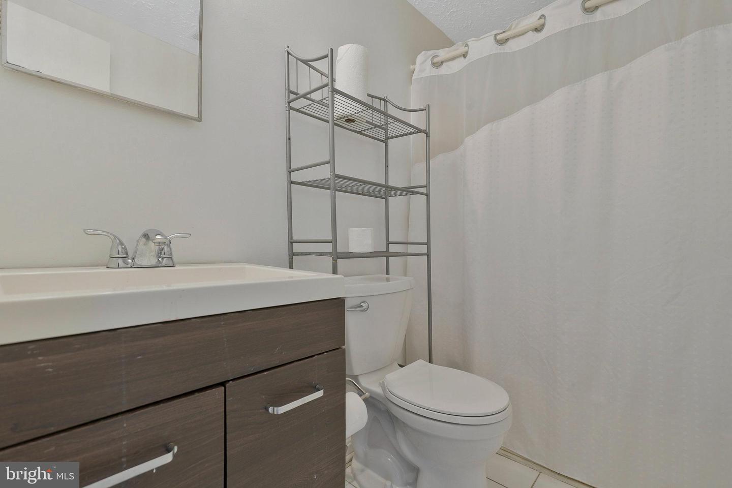 2289 Vine Hill Ct