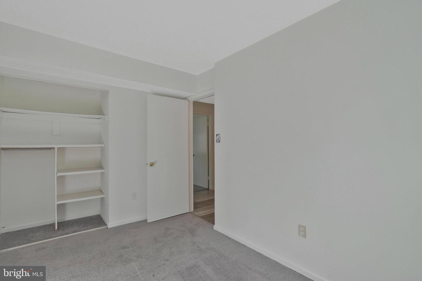2289 Vine Hill Ct