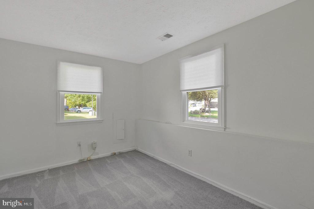 2289 Vine Hill Ct