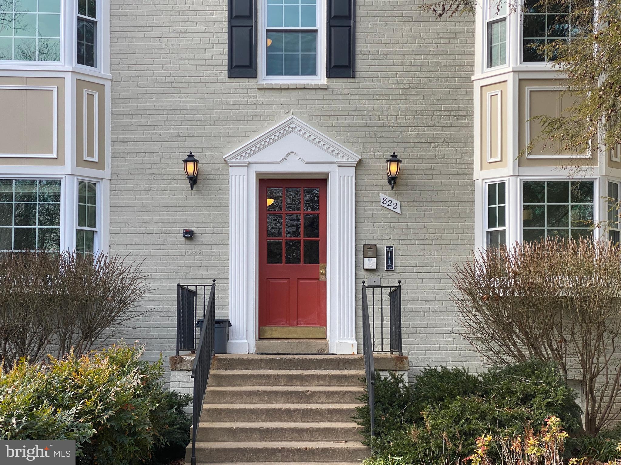 822 S ARLINGTON MILL DR #303