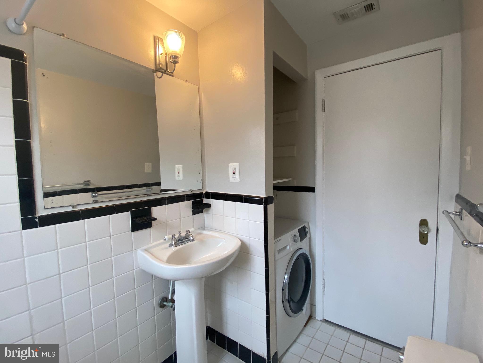 822 S ARLINGTON MILL DR #303