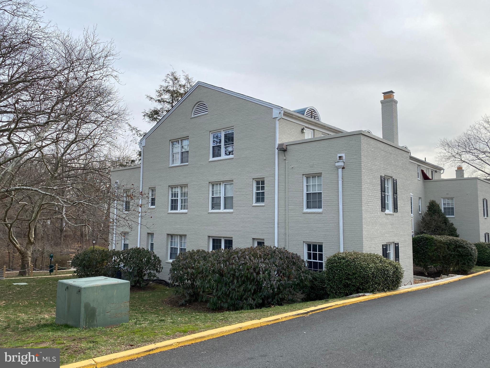 822 S ARLINGTON MILL DR #303