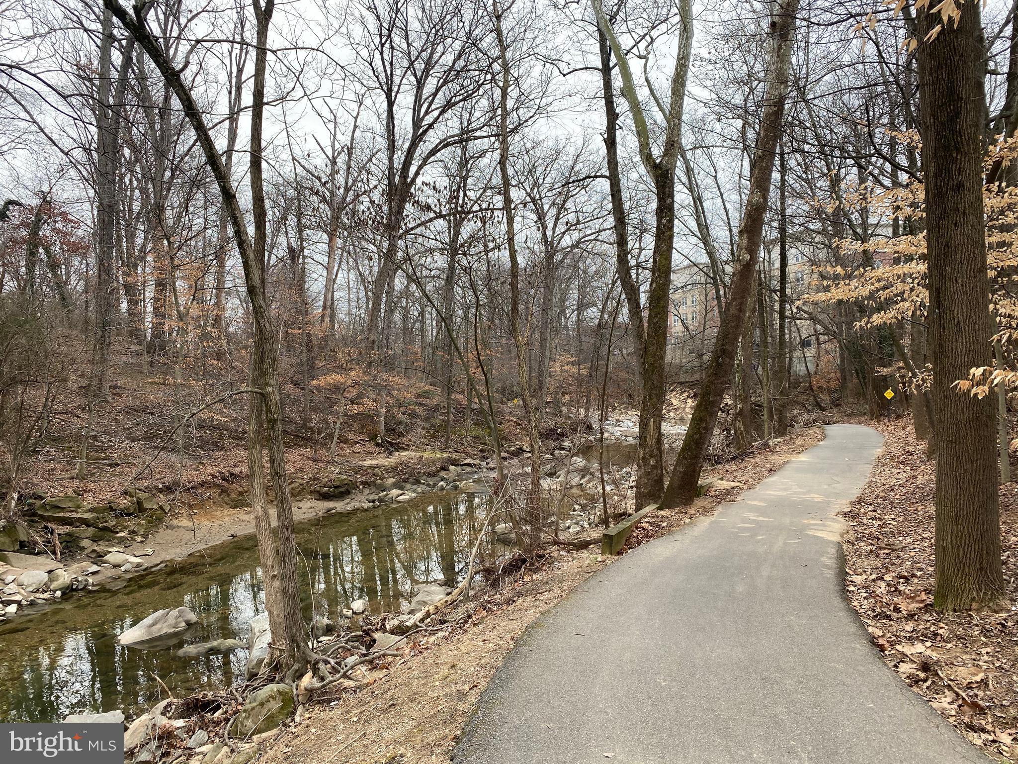 822 S ARLINGTON MILL DR #303