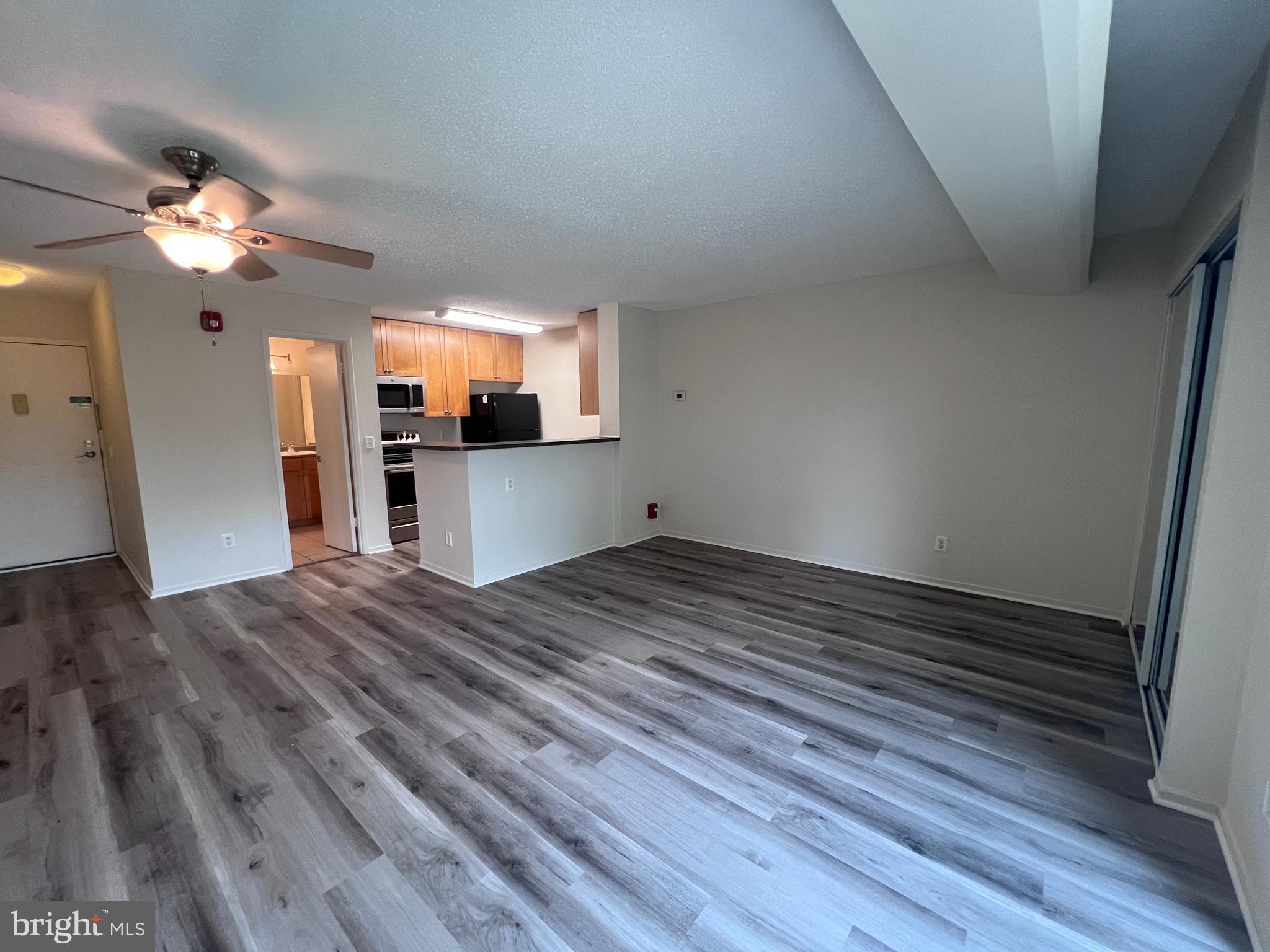 60 S VAN DORN ST #517