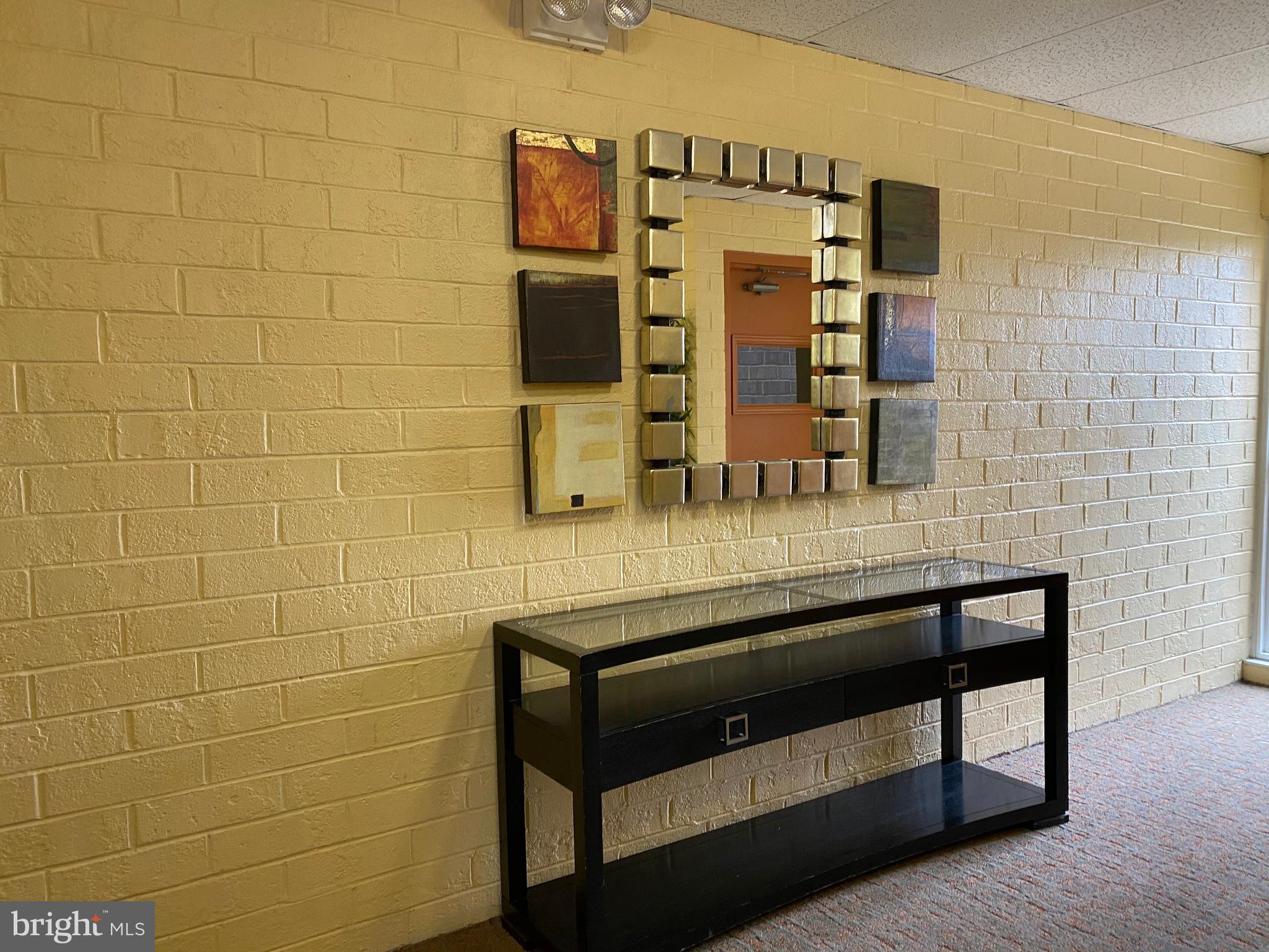 60 S VAN DORN ST #517