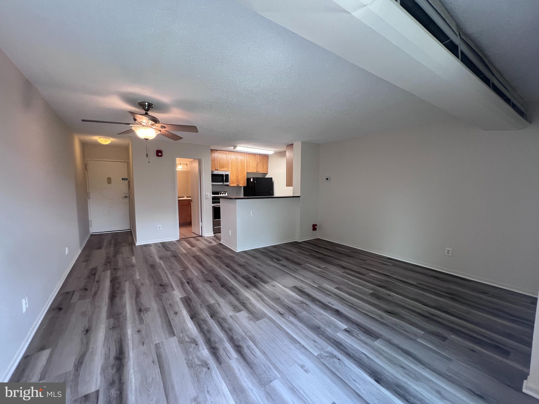 60 S VAN DORN ST #517