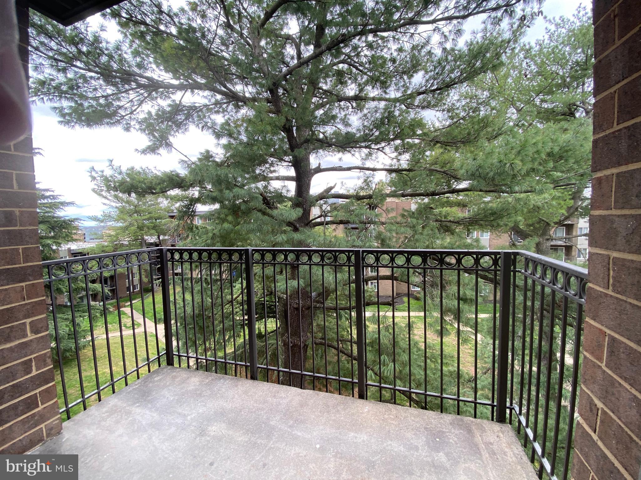 60 S VAN DORN ST #517