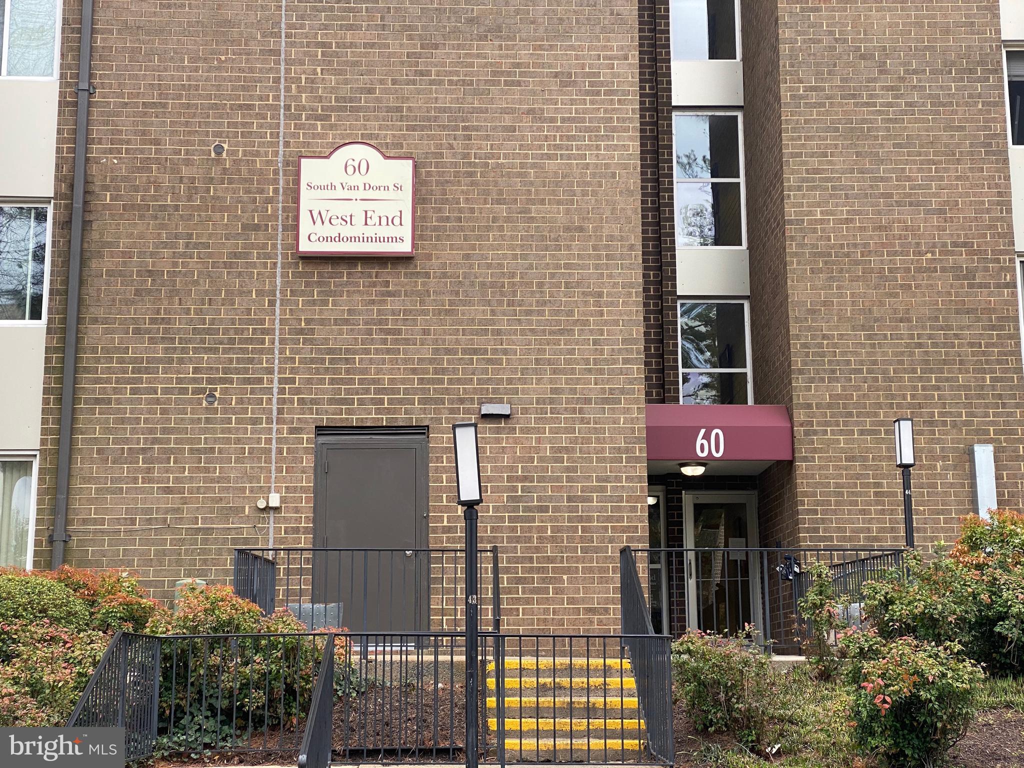 60 S VAN DORN ST #517