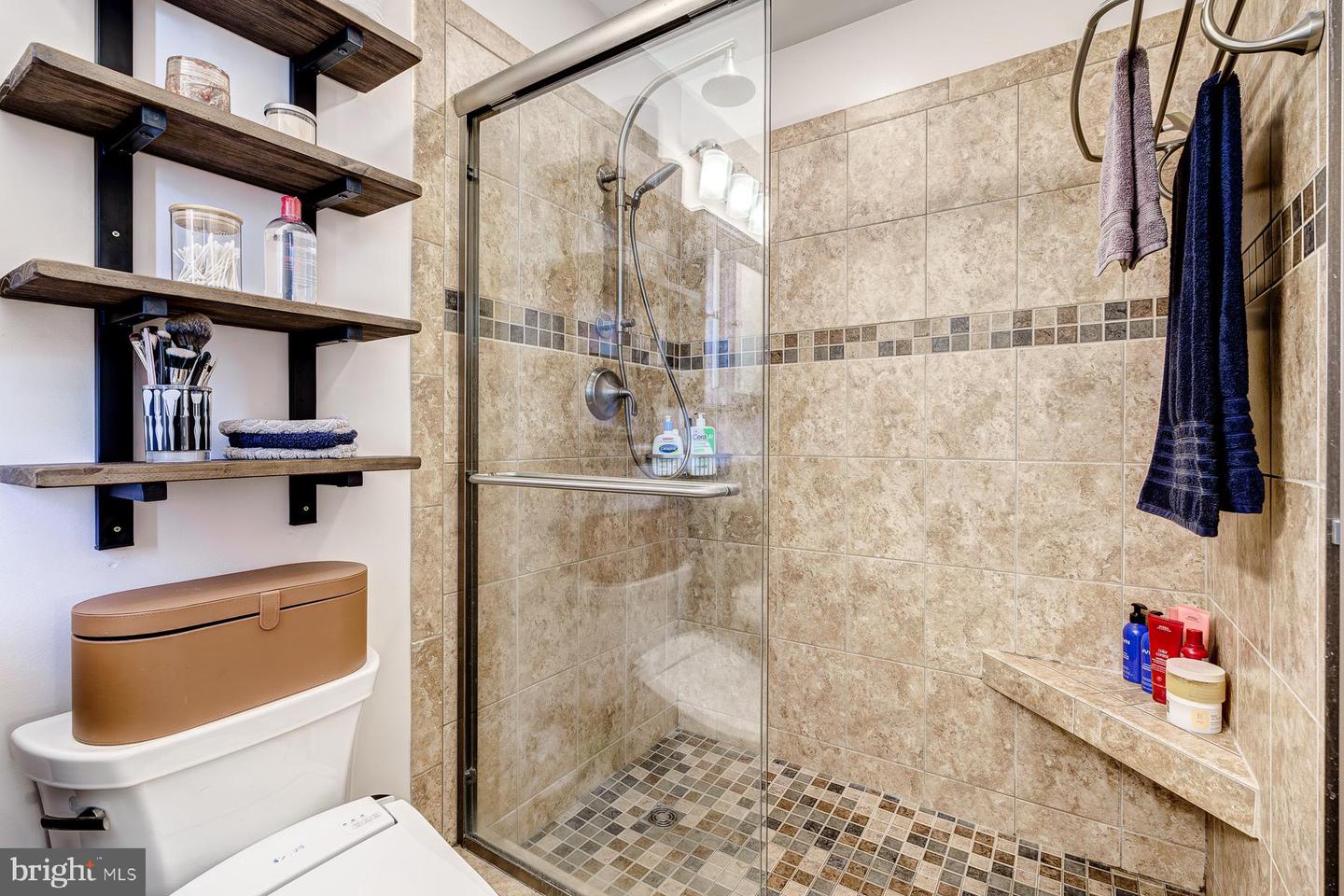 938 Harrison Cir