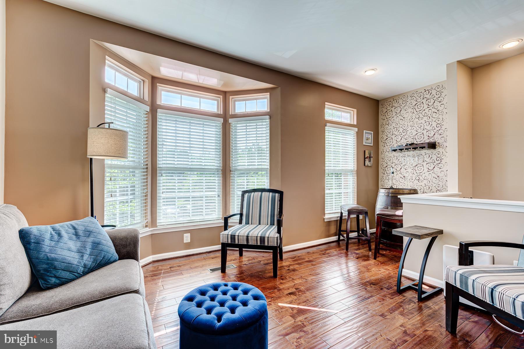 938 Harrison Cir