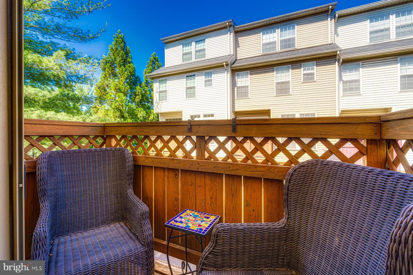 938 Harrison Cir