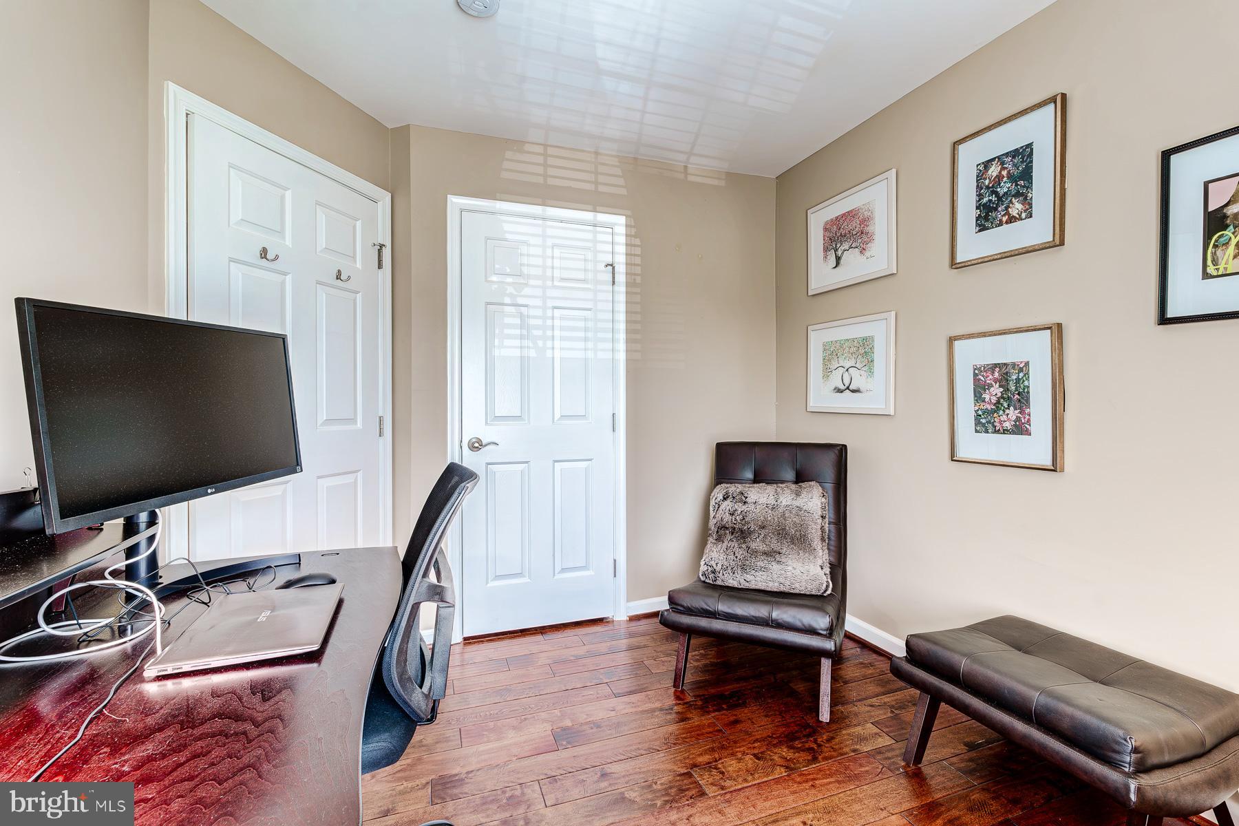 938 Harrison Cir