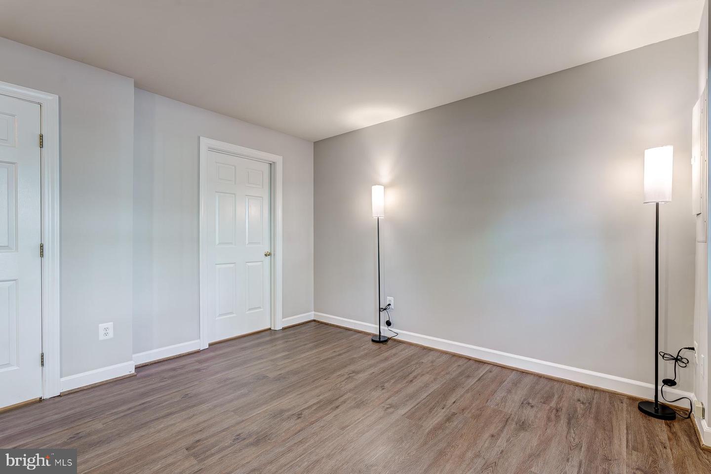 904 Harrison Cir
