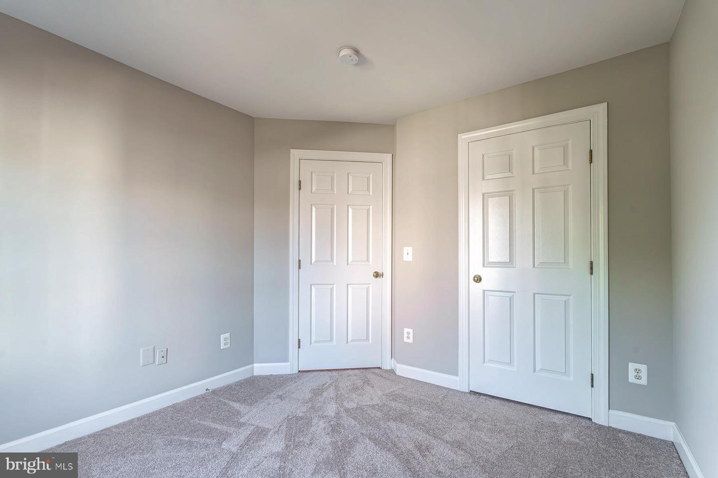 904 Harrison Cir