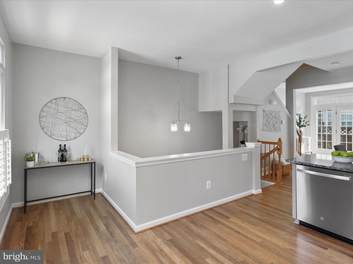 1010 Harrison Cir