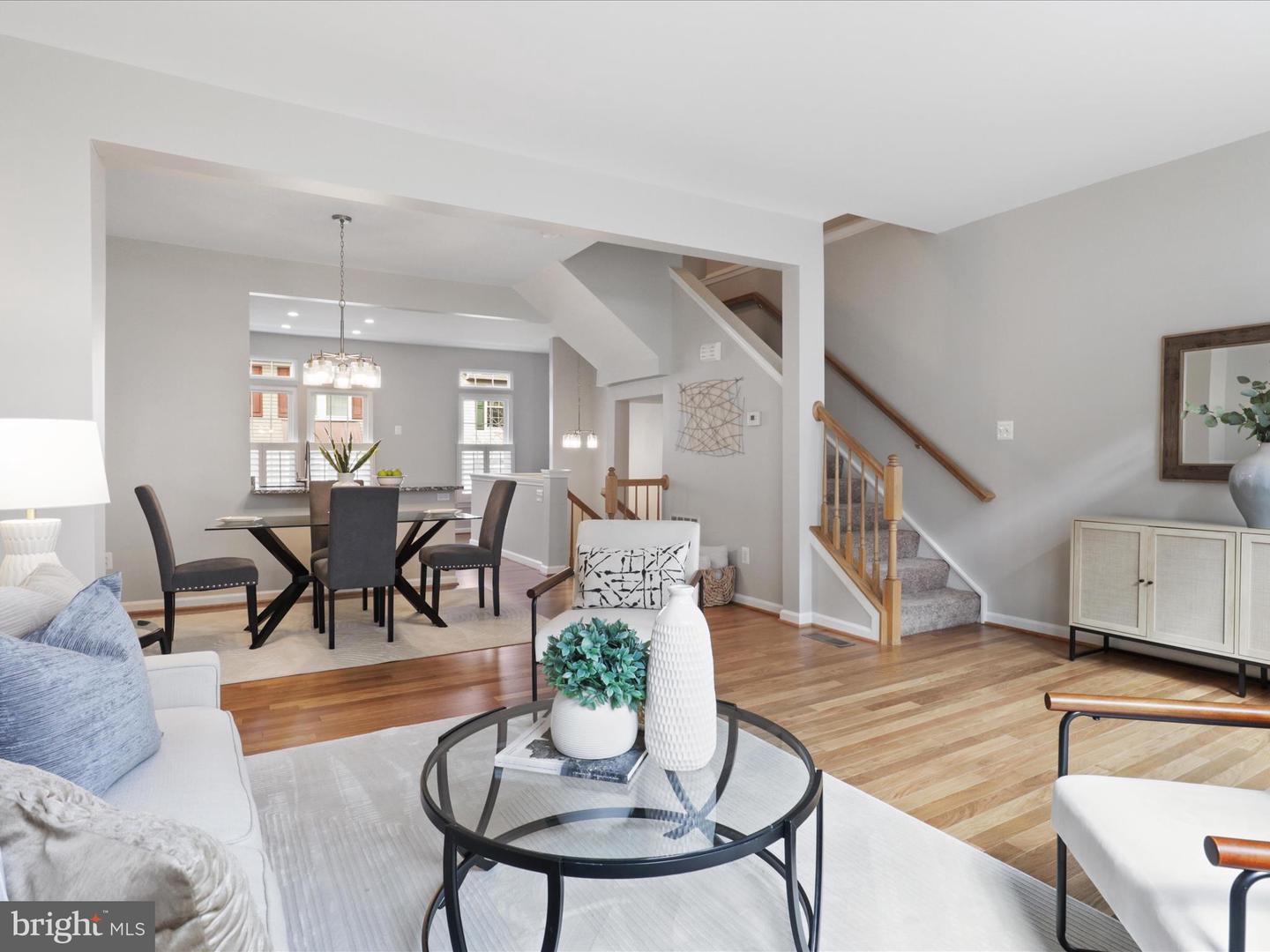 1010 Harrison Cir